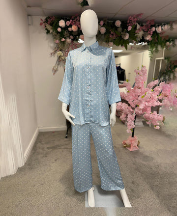 Silken Dot Dream